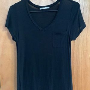 Flowy black tshirt